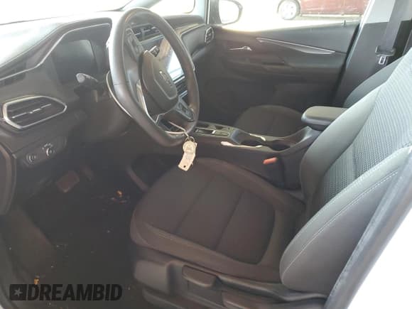 ✅ 2023 Chevrolet Bolt EV 1LT • VIN: 1G1FW6S05P4147211 • Lot: 53062905. Wystawiony na Copart z przebiegiem 31 169 mil. Bezpłatny archiwum sprzedaży aukcyjnych z USA i szczegółowy raport historii pojazdu na DreamBid. Zdjęcie 7.