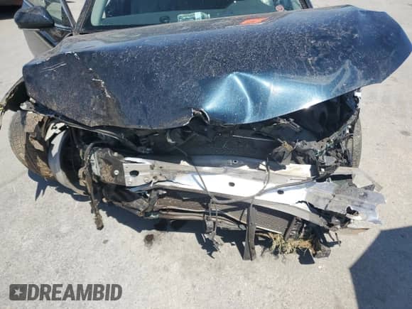 2020 Toyota Camry Hybrid SE z VIN 4T1J31AK4LU014915, wystawiony jako Copart lot #70604845 z przebiegiem 71 464 mil mil oraz Szkoda całkowita • Salvage title. Historia ofert i sprzedaży dostępna na DreamBid. Obrazek 11.