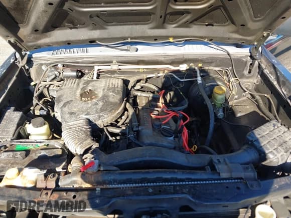 ✅ 2001 Nissan Frontier XE • VIN: 1N6DD26S61C401950 • Lot: 41822525. Listed on IAAI with 176,587 mi. Free auction sales archive from the USA and detailed vehicle history report at DreamBid. Image 10.