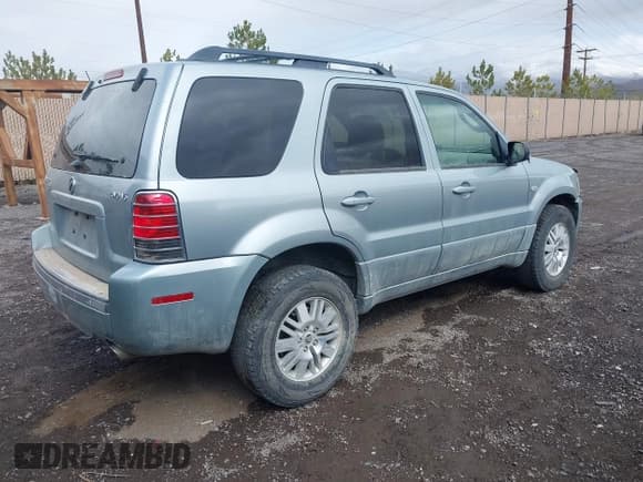 ✅ 2005 Mercury Mariner Luxury • VIN: 4M2CU57145DJ22822 • Lot: 41932692. Wystawiony na IAAI z przebiegiem 167 263 mil. Bezpłatny archiwum sprzedaży aukcyjnych z USA i szczegółowy raport historii pojazdu na DreamBid. Zdjęcie 4.