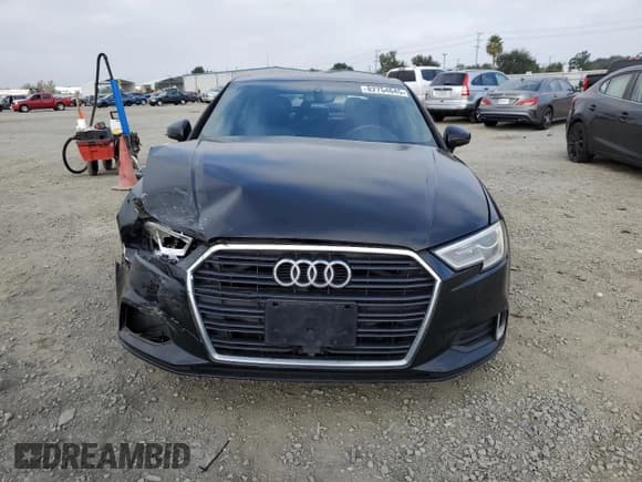✅ 2017 Audi A3 Premium • VIN: WAUAUGFFXH1034401 • Лот: 82754645. Опубликован ранее на Copart с пробегом 91 389 миль. Бесплатный доступ к архиву аукционных продаж из США и подробный отчёт об истории автомобиля на DreamBid. Изображение 5.
