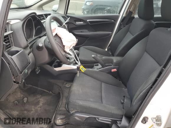 ✅ 2019 Honda Fit LX • VIN: 3HGGK5H41KM702276 • Лот: 86455335. Опубликован ранее на Copart с пробегом 88 927 миль. Бесплатный доступ к архиву аукционных продаж из США и подробный отчёт об истории автомобиля на DreamBid. Изображение 7.