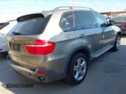 ✅ 2008 BMW X5 3.0si • VIN: 5UXFE43548L004202 • Лот: 43690824. Опубликован ранее на IAAI с пробегом 124 888 миль. Бесплатный доступ к архиву аукционных продаж из США и подробный отчёт об истории автомобиля на DreamBid. Изображение 4.