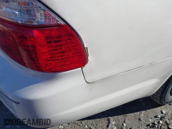 ✅ 2003 Toyota Avalon XL • VIN: 4T1BF28B13U315777 • Lot: 41385568. Wystawiony na IAAI z przebiegiem 207 878 mil. Bezpłatny archiwum sprzedaży aukcyjnych z USA i szczegółowy raport historii pojazdu na DreamBid. Zdjęcie 12.