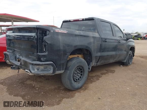 ✅ 2022 Chevrolet Silverado 1500 LT Trail Boss • VIN: 1GCPYFED3NZ194306 • Lot: 41906625. Wystawiony na IAAI z przebiegiem Nie podano. Bezpłatny archiwum sprzedaży aukcyjnych z USA i szczegółowy raport historii pojazdu na DreamBid. Zdjęcie 4.