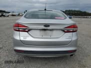 ✅ 2017 Ford Fusion Hybrid SE • VIN: 3FA6P0LU2HR386748 • Lot: 85542015. Listed on Copart with 175,871 mi. Free auction sales archive from the USA and detailed vehicle history report at DreamBid. Image 6.