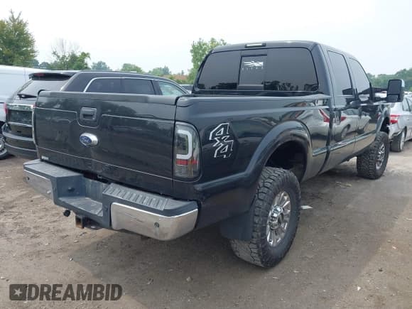 ✅ 2014 Ford F-250 XL • VIN: 1FT7W2BT6EEB40158 • Lot: 42892038. Listed on IAAI with 186,323 mi. Free auction sales archive from the USA and detailed vehicle history report at DreamBid. Image 4.