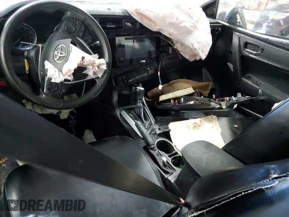 ✅ 2018 Toyota Corolla LE Eco • VIN: 5YFBPRHE4JP835941 • Lot: 72525224. Wystawiony na Copart z przebiegiem Nie podano. Bezpłatny archiwum sprzedaży aukcyjnych z USA i szczegółowy raport historii pojazdu na DreamBid. Zdjęcie 8.