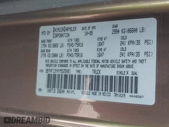 ✅ 2000 Dodge 1500 • VIN: 3B7HF13YXYM225091 • Lot: 42532963. Wystawiony na IAAI z przebiegiem 187 242 mil. Bezpłatny archiwum sprzedaży aukcyjnych z USA i szczegółowy raport historii pojazdu na DreamBid. Zdjęcie 9.