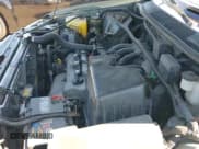 ✅ 2005 Toyota Highlander • VIN: JTEEP21A250068517 • Lot: 43063334. Wystawiony na IAAI z przebiegiem 255 887 mil. Bezpłatny archiwum sprzedaży aukcyjnych z USA i szczegółowy raport historii pojazdu na DreamBid. Zdjęcie 14.