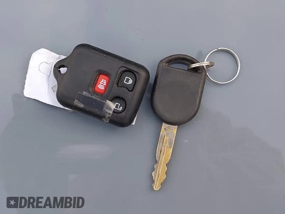 ✅ 2004 Ford F-150 XLT • VIN: 1FTPX14514NA90175 • Lot: 43270894. Listed on IAAI with 202,071 mi. Free auction sales archive from the USA and detailed vehicle history report at DreamBid. Image 11.