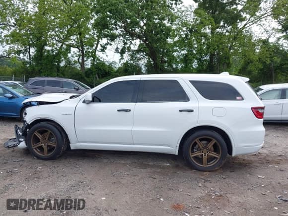 ✅ 2020 Dodge Durango R/T • VIN: 1C4SDHCT8LC306884 • Лот: 42207197. Опубликован ранее на IAAI с пробегом 122 476 миль. Бесплатный доступ к архиву аукционных продаж из США и подробный отчёт об истории автомобиля на DreamBid. Изображение 15.