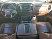 ✅ 2019 Chevrolet Silverado 2500HD High Country • VIN: 1GC1KUEY7KF198273 • Lot: 92484075. Listed on Copart with 110,986 mi. Free auction sales archive from the USA and detailed vehicle history report at DreamBid. Image 8.