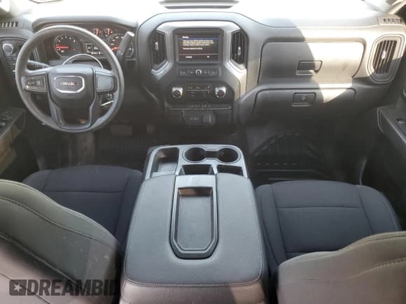 ✅ 2021 GMC Sierra 1500 • VIN: 3GTU9AEF1MG200185 • Lot: 61402845. Wystawiony na Copart z przebiegiem 67 554 mil. Bezpłatny archiwum sprzedaży aukcyjnych z USA i szczegółowy raport historii pojazdu na DreamBid. Zdjęcie 8.