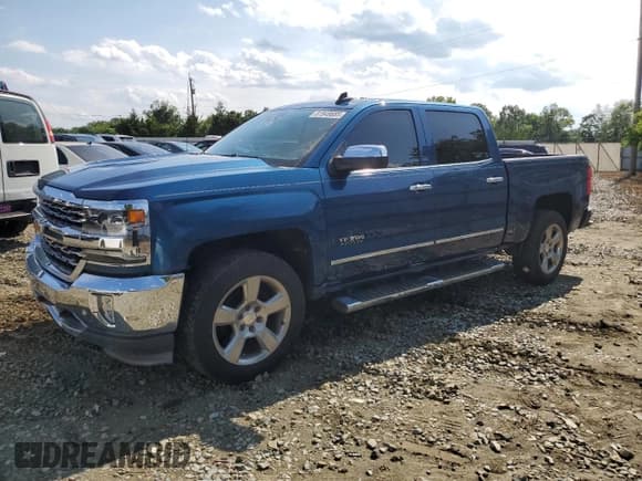 ✅ 2018 Chevrolet Silverado 1500 LTZ • VIN: 3GCUKSEJ2JG195475 • Lot: 61949685. Wystawiony na Copart z przebiegiem Nie podano. Bezpłatny archiwum sprzedaży aukcyjnych z USA i szczegółowy raport historii pojazdu na DreamBid. Zdjęcie 1.