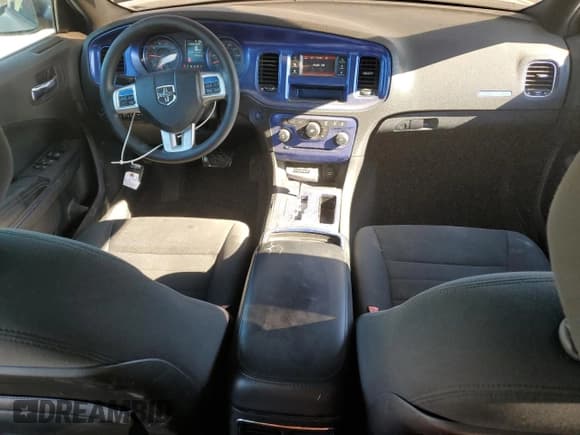 ✅ 2011 Dodge Charger SE • VIN: 2B3CL3CG6BH587075 • Лот: 69775225. Опубликован ранее на Copart с пробегом 136 554 миль. Бесплатный доступ к архиву аукционных продаж из США и подробный отчёт об истории автомобиля на DreamBid. Изображение 8.