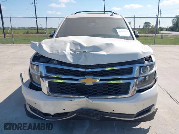 ✅ 2015 Chevrolet Suburban LT • VIN: 1GNSCJKC5FR657837 • Lot: 43414855. Wystawiony na IAAI z przebiegiem 168 264 mil. Bezpłatny archiwum sprzedaży aukcyjnych z USA i szczegółowy raport historii pojazdu na DreamBid. Zdjęcie 11.