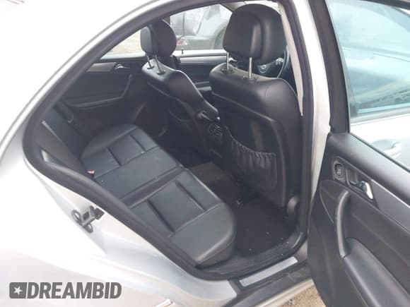 ✅ 2006 Mercedes-Benz C 230 Sport • VIN: WDBRF52H96A872751 • Lot: 43544308. Wystawiony na IAAI z przebiegiem 171 122 mil. Bezpłatny archiwum sprzedaży aukcyjnych z USA i szczegółowy raport historii pojazdu na DreamBid. Zdjęcie 8.