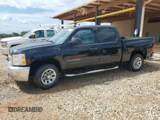 ✅ 2013 Chevrolet Silverado 1500 LT • VIN: 3GCPCSEA1DG175586 • Lot: 68747915. Listed on Copart with 149,874 mi. Free auction sales archive from the USA and detailed vehicle history report at DreamBid. Image 1.