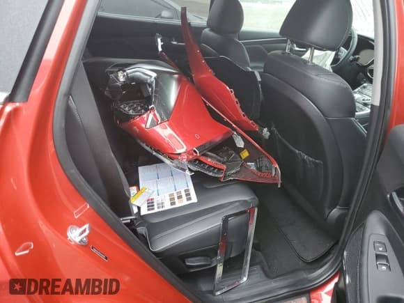 ✅ 2023 Hyundai Santa Fe Limited • VIN: 5NMS5DA17PH009815 • Lot: 63044353. Wystawiony na Copart z przebiegiem Nie podano. Bezpłatny archiwum sprzedaży aukcyjnych z USA i szczegółowy raport historii pojazdu na DreamBid. Zdjęcie 13.