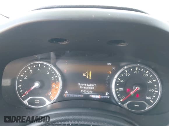 ✅ 2017 Jeep Renegade Limited • VIN: ZACCJADB6HPE71846 • Lot: 42351461. Listed on IAAI with 135,373 mi. Free auction sales archive from the USA and detailed vehicle history report at DreamBid. Image 7.