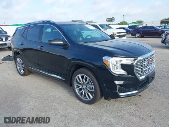✅ 2024 GMC Terrain Denali • VIN: 3GKALXEG7RL334301 • Lot: 42762014. Listed on IAAI with 2,121 mi. Free auction sales archive from the USA and detailed vehicle history report at DreamBid. Image 1.