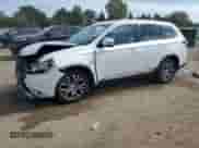 2018 Mitsubishi Outlander ES z VIN JA4AZ3A36JZ050591, wystawiony jako Copart lot #72047945 z przebiegiem 85 199 mil mil oraz Szkoda całkowita • Salvage title. Historia ofert i sprzedaży dostępna na DreamBid. Obrazek 1.