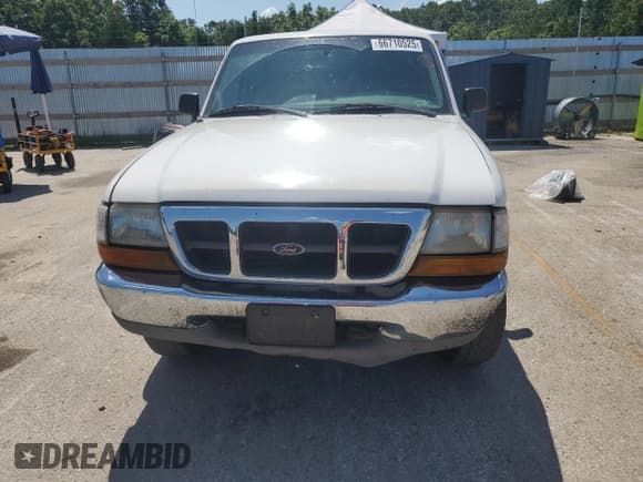 ✅ 1999 Ford Ranger XL • VIN: 1FTZR15V5XPB86160 • Lot: 66710525. Wystawiony na Copart z przebiegiem 254 387 mil. Bezpłatny archiwum sprzedaży aukcyjnych z USA i szczegółowy raport historii pojazdu na DreamBid. Zdjęcie 5.