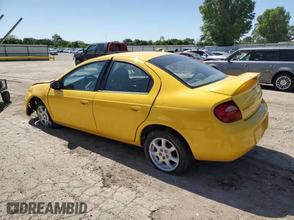 ✅ 2004 Dodge Neon SXT • VIN: 1B3ES56C94D578550 • Lot: 61639055. Wystawiony na Copart z przebiegiem 203 118 mil mil. Skorzystaj z bezpłatnego archiwum sprzedaży aukcyjnych z USA i zobacz szczegółowy raport historii pojazdu na DreamBid. Zdjęcie 2.