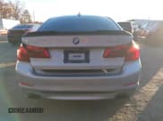 ✅ 2017 BMW 5 Series 540i xDrive • VIN: WBAJE7C38HG479241 • Лот: 43596981. Опубликован ранее на IAAI с пробегом 128 732 миль. Бесплатный доступ к архиву аукционных продаж из США и подробный отчёт об истории автомобиля на DreamBid. Изображение 16.