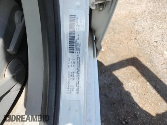 ✅ 2007 Chrysler Sebring • VIN: 1C3LC46K47N552414 • Lot: 70204245. Listed on Copart with 166,631 mi. Free auction sales archive from the USA and detailed vehicle history report at DreamBid. Image 12.