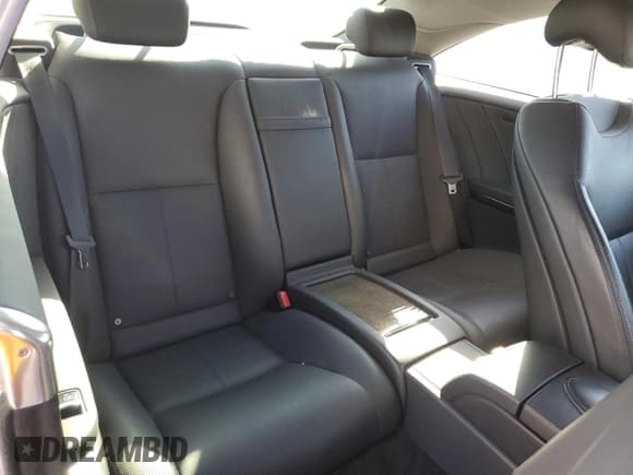 ✅ 2012 Mercedes-Benz CL 550 • VIN: WDDEJ9EB9CA028823 • Lot: 82012694. Wystawiony na Copart z przebiegiem 115 537 mil. Bezpłatny archiwum sprzedaży aukcyjnych z USA i szczegółowy raport historii pojazdu na DreamBid. Zdjęcie 10.