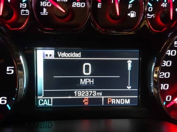 2015 Chevrolet Silverado 1500 LT z VIN 1GCVKREC8FZ159568, wystawiony jako IAAI lot #43505288 z przebiegiem 192 373 mil mil oraz . Historia ofert i sprzedaży dostępna na DreamBid. Obrazek 15.