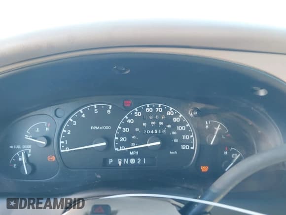 ✅ 2000 Ford Explorer Eddie Bauer • VIN: 1FMDU74E6YZB25124 • Lot: 41705960. Wystawiony na IAAI z przebiegiem 204 513 mil. Bezpłatny archiwum sprzedaży aukcyjnych z USA i szczegółowy raport historii pojazdu na DreamBid. Zdjęcie 7.