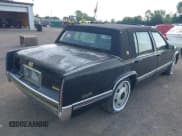 ✅ 1992 Cadillac DeVille • VIN: 1G6CD53B9N4303941 • Lot: 42696088. Wystawiony na IAAI z przebiegiem 113 159 mil. Bezpłatny archiwum sprzedaży aukcyjnych z USA i szczegółowy raport historii pojazdu na DreamBid. Zdjęcie 4.
