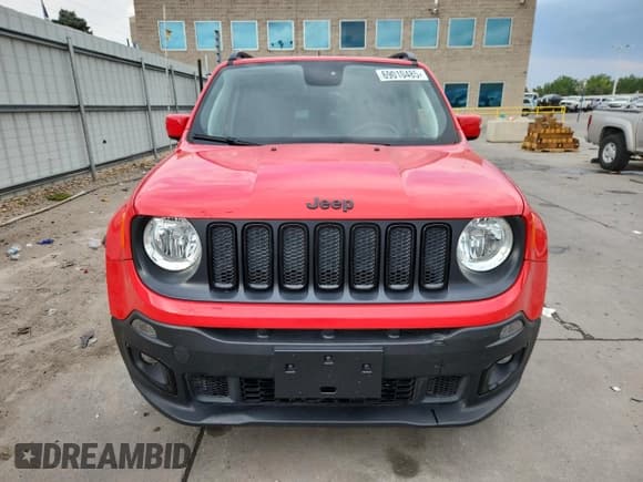 ✅ 2018 Jeep Renegade Altitude • VIN: ZACCJBBHXJPH08356 • Lot: 69010485. Listed on Copart with 63,022 mi. Free auction sales archive from the USA and detailed vehicle history report at DreamBid. Image 5.