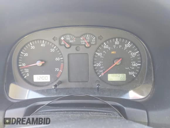 ✅ 1999 Volkswagen Jetta GLS • VIN: 3VWSE29M6XM036095 • Lot: 43338943. Listed on IAAI with 188,015 mi. Free auction sales archive from the USA and detailed vehicle history report at DreamBid. Image 7.