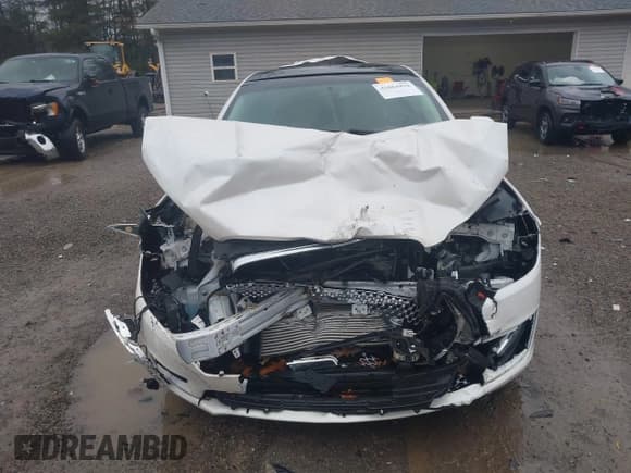 ✅ 2017 Lincoln MKZ Reserve • VIN: 3LN6L5E92HR664751 • Lot: 43664414. Wystawiony na IAAI z przebiegiem 42 582 mil. Bezpłatny archiwum sprzedaży aukcyjnych z USA i szczegółowy raport historii pojazdu na DreamBid. Zdjęcie 13.