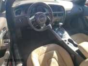 ✅ 2013 Audi A5 Premium • VIN: WAUAFAFH7DN015722 • Lot: 83088114. Wystawiony na Copart z przebiegiem 121 646 mil. Bezpłatny archiwum sprzedaży aukcyjnych z USA i szczegółowy raport historii pojazdu na DreamBid. Zdjęcie 8.