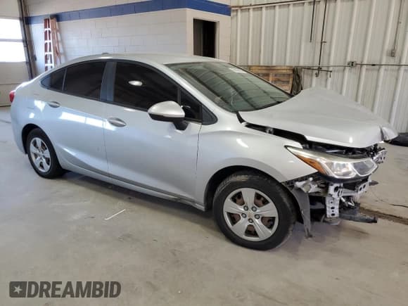 ✅ 2017 Chevrolet Cruze LS • VIN: 1G1BC5SM6H7120300 • Lot: 85920205. Listed on Copart with 152,820 mi. Free auction sales archive from the USA and detailed vehicle history report at DreamBid. Image 4.