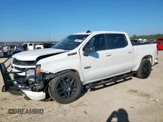 ✅ 2024 Chevrolet Silverado 1500 RST • VIN: 2GCUDEEDXR1169748 • Lot: 90301115. Wystawiony na Copart z przebiegiem 36 236 mil. Bezpłatny archiwum sprzedaży aukcyjnych z USA i szczegółowy raport historii pojazdu na DreamBid. Zdjęcie 1.