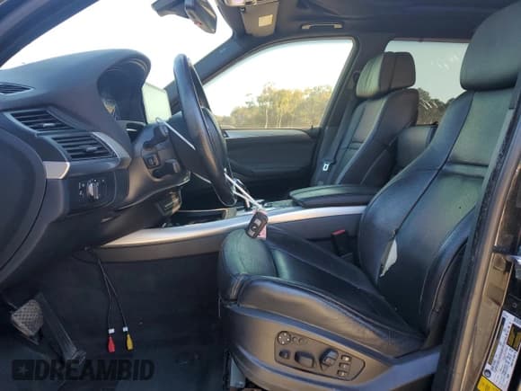 ✅ 2009 BMW X5 48i • VIN: 5UXFE83519L169133 • Лот: 85341495. Опубликован ранее на Copart с пробегом 109 735 миль. Бесплатный доступ к архиву аукционных продаж из США и подробный отчёт об истории автомобиля на DreamBid. Изображение 7.