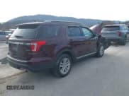 ✅ 2018 Ford Explorer XLT • VIN: 1FM5K8D80JGA18307 • Lot: 43697255. Wystawiony na IAAI z przebiegiem 71 816 mil. Bezpłatny archiwum sprzedaży aukcyjnych z USA i szczegółowy raport historii pojazdu na DreamBid. Zdjęcie 4.