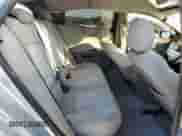 2019 Chevrolet Malibu LS z VIN 1G1ZC5ST2KF197460, wystawiony jako Copart lot #80668135 z przebiegiem 143 719 mil mil oraz Szkoda całkowita • Salvage title. Historia ofert i sprzedaży dostępna na DreamBid. Obrazek 10.