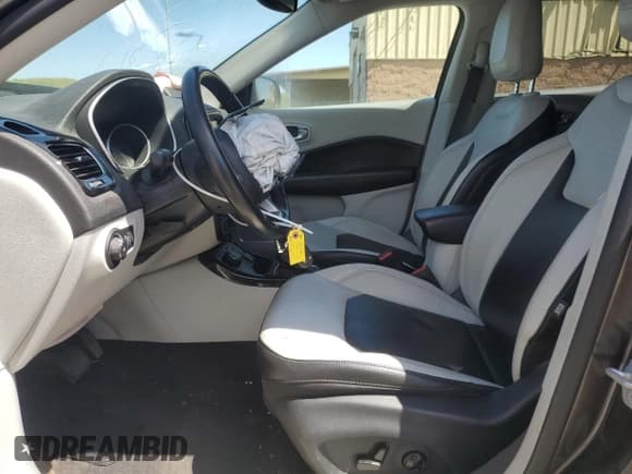 ✅ 2021 Jeep Compass Limited • VIN: 3C4NJDCB7MT594652 • Lot: 55201025. Wystawiony na Copart z przebiegiem 79 474 mil. Bezpłatny archiwum sprzedaży aukcyjnych z USA i szczegółowy raport historii pojazdu na DreamBid. Zdjęcie 7.