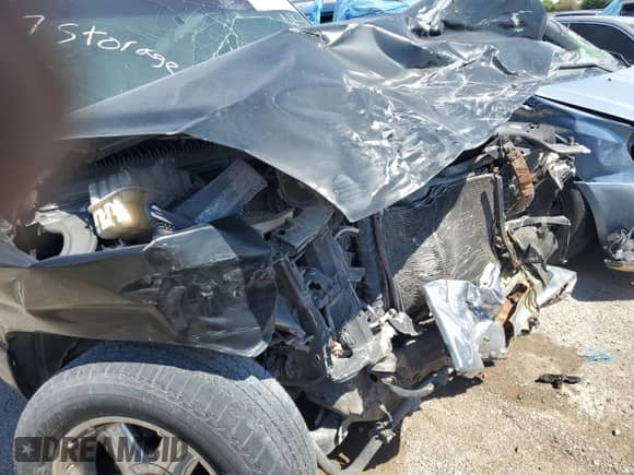 2002 Chevrolet Silverado 1500 with VIN 2GCEC19W121412302, listed as a Copart auction lot 55272472 with 204,099 mi miles and Salvage title. Bid and sale history available at DreamBid. Image 9.