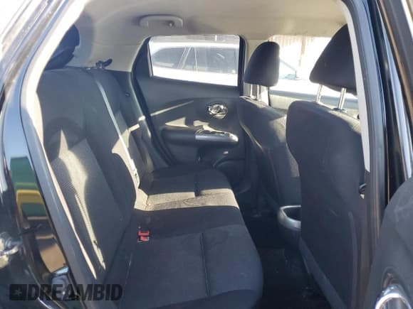 ✅ 2014 Nissan Juke S • VIN: JN8AF5MR2ET353908 • Лот: 81139675. Опубликован ранее на Copart с пробегом 92 464 миль. Бесплатный доступ к архиву аукционных продаж из США и подробный отчёт об истории автомобиля на DreamBid. Изображение 11.