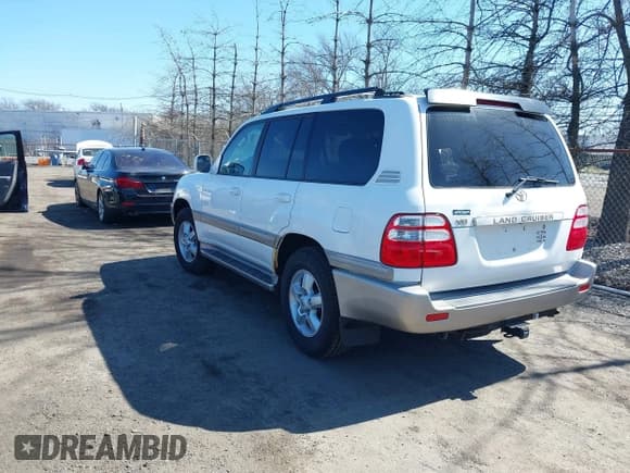 ✅ 2005 Toyota Land Cruiser • VIN: JTEHT05J652071111 • Лот: 41900179. Опубликован ранее на IAAI с пробегом 195 717 миль. Бесплатный доступ к архиву аукционных продаж из США и подробный отчёт об истории автомобиля на DreamBid. Изображение 3.