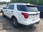 ✅ 2017 Ford Explorer Sport • VIN: 1FM5K8GT5HGA12559 • Lot: 42417361. Wystawiony na IAAI z przebiegiem 100 644 mil. Bezpłatny archiwum sprzedaży aukcyjnych z USA i szczegółowy raport historii pojazdu na DreamBid. Zdjęcie 3.