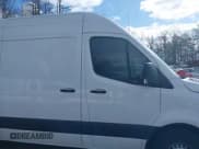 ✅ 2023 Mercedes-Benz Sprinter Cargo • VIN: W1Y40CHY2PT157028 • Лот: 41709598. Опубликован ранее на IAAI с пробегом 15 709 миль. Бесплатный доступ к архиву аукционных продаж из США и подробный отчёт об истории автомобиля на DreamBid. Изображение 13.
